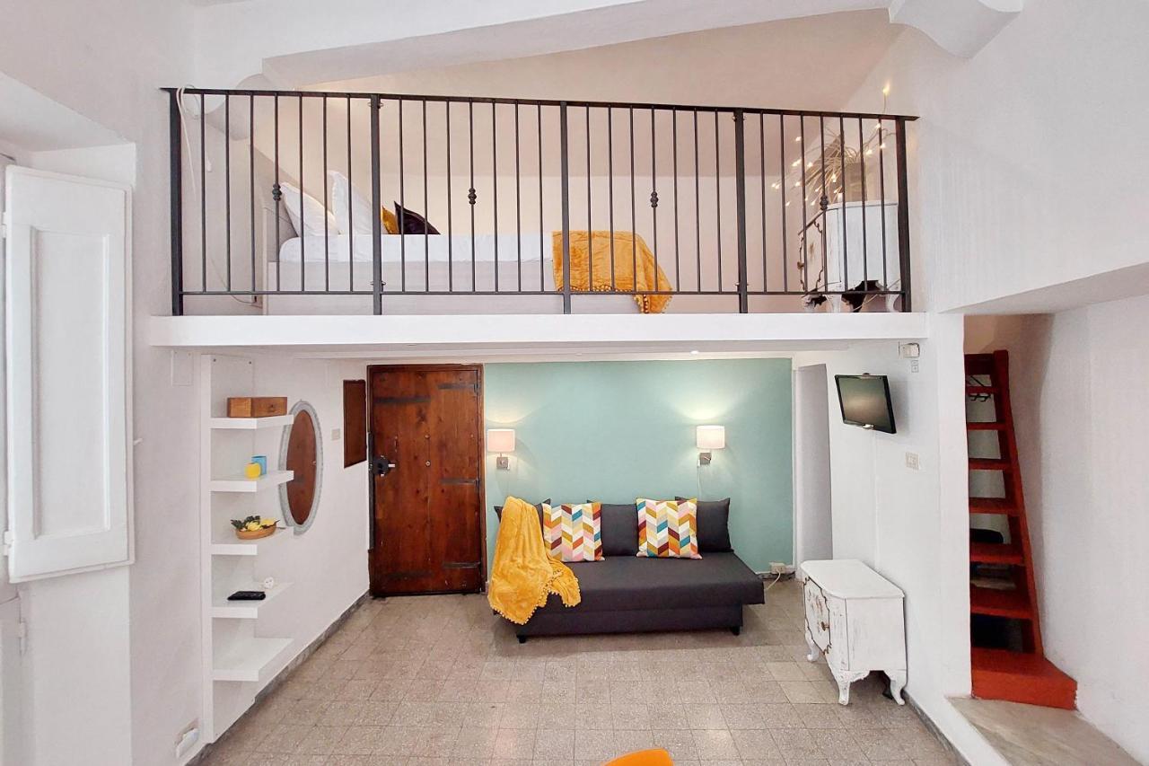 Campo De' Fiori Cute Apartment Рим Екстериор снимка